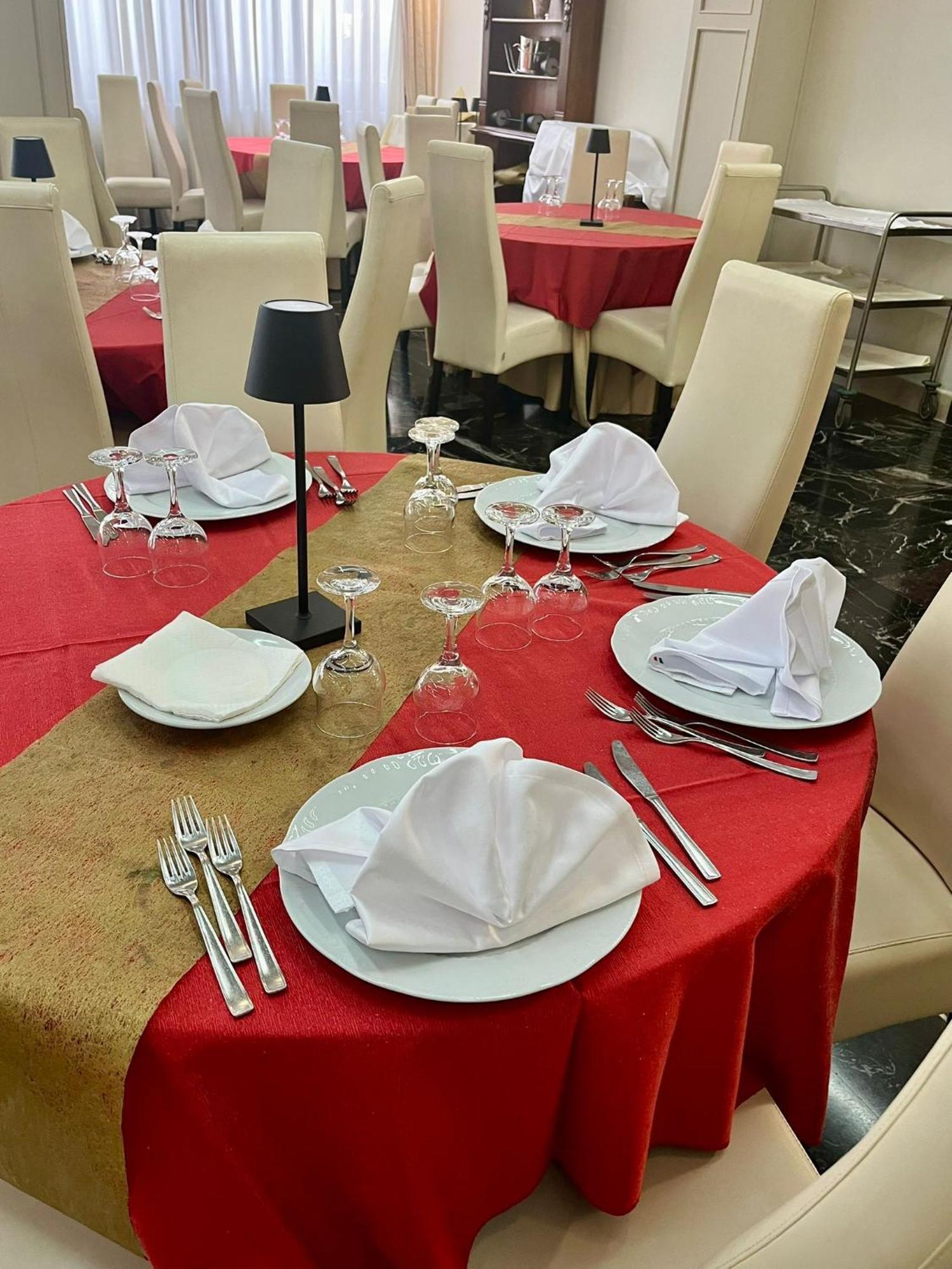Pisani Hotel San Nicola La Strada Exterior foto