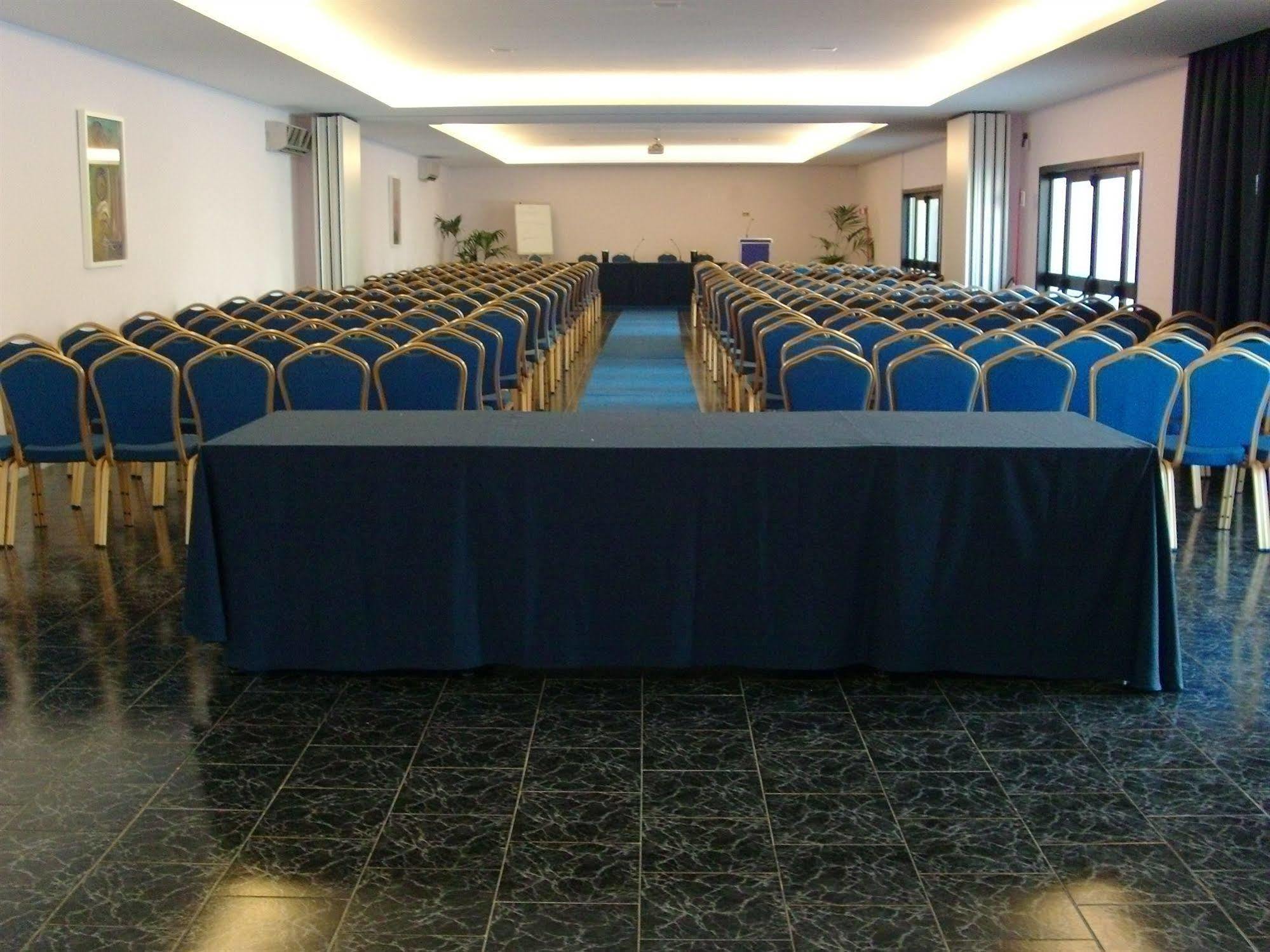 Pisani Hotel San Nicola La Strada Exterior foto